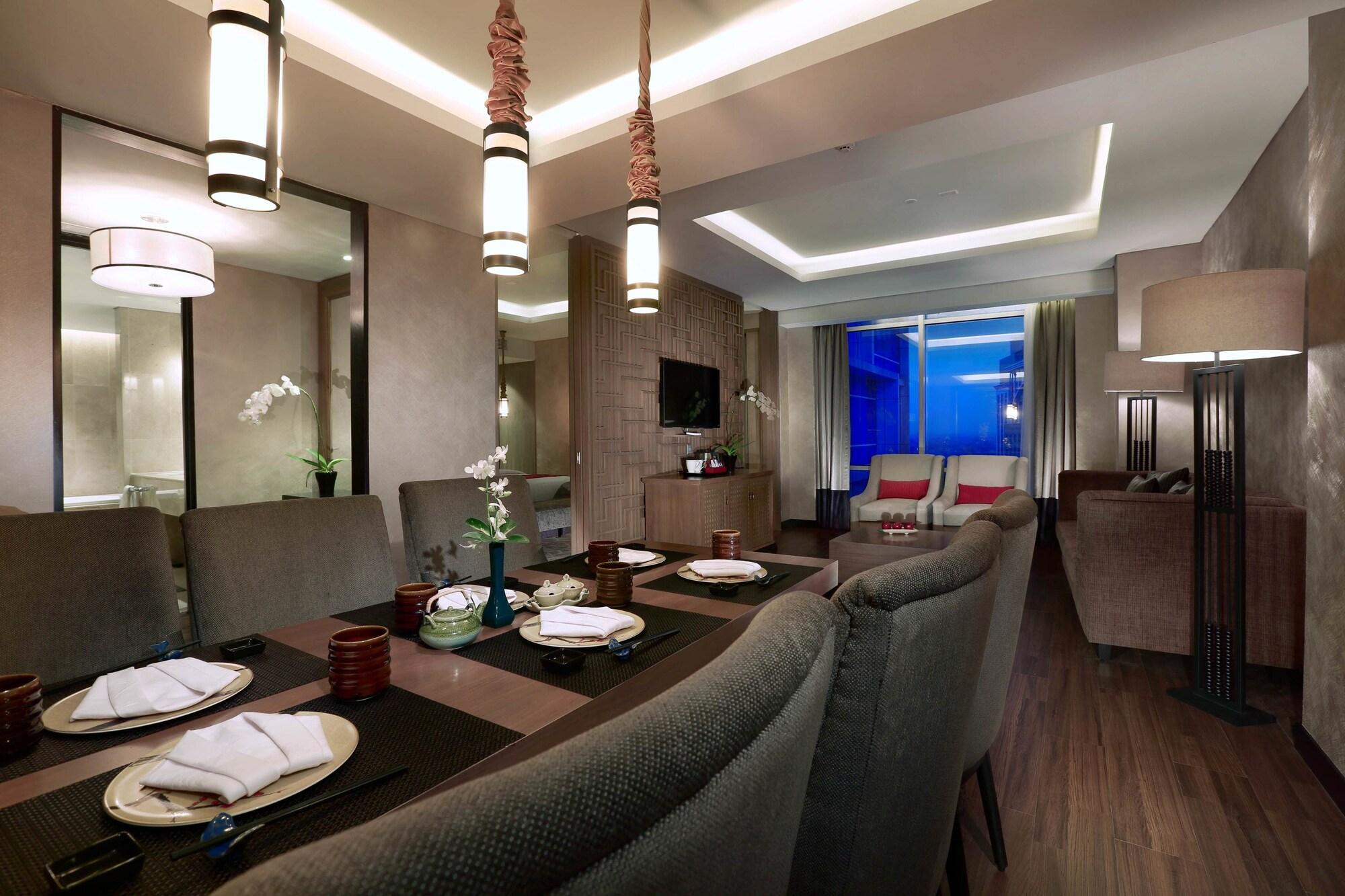Aston Priority Simatupang Hotel And Conference Center Cakarta Dış mekan fotoğraf