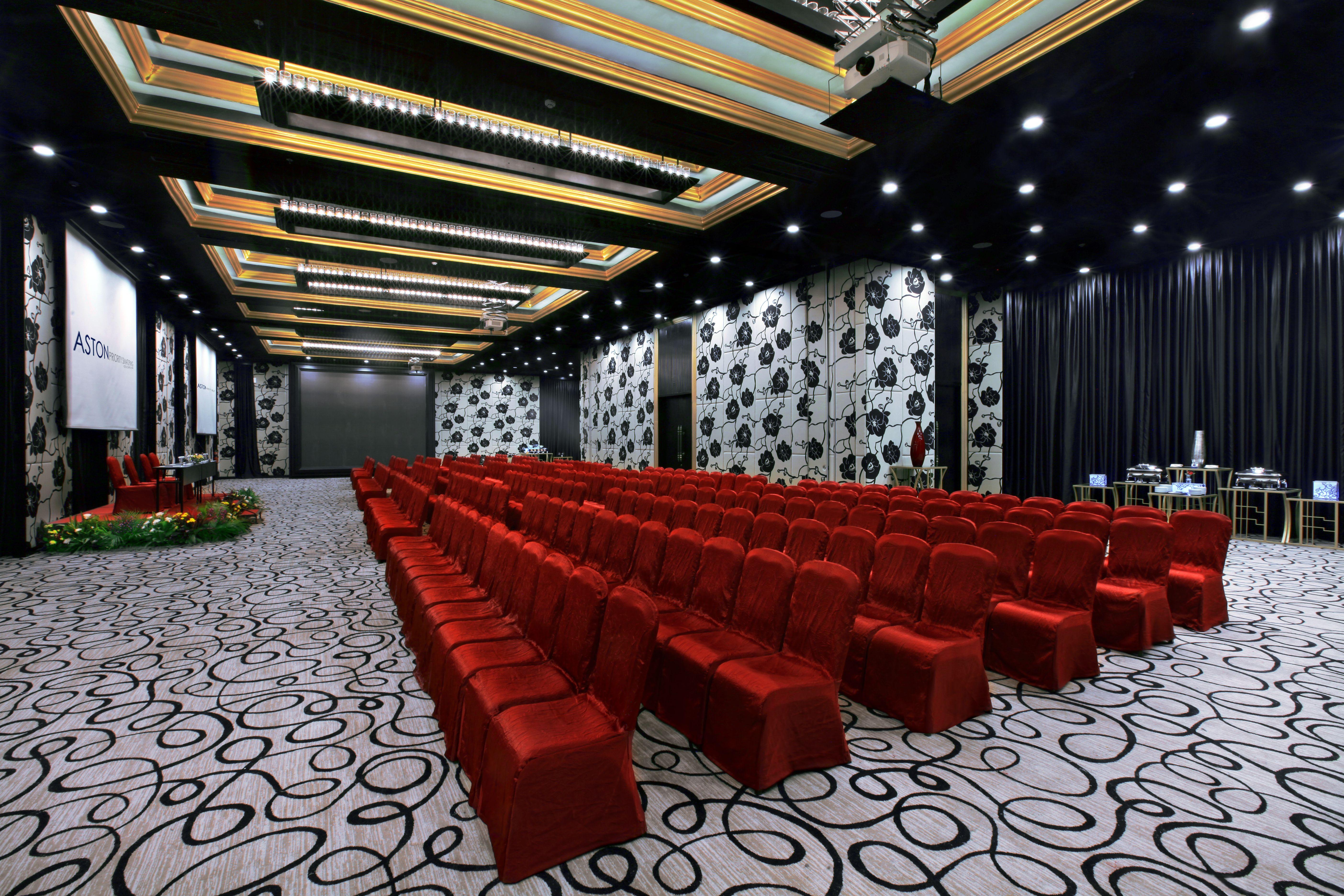 Aston Priority Simatupang Hotel And Conference Center Cakarta Dış mekan fotoğraf