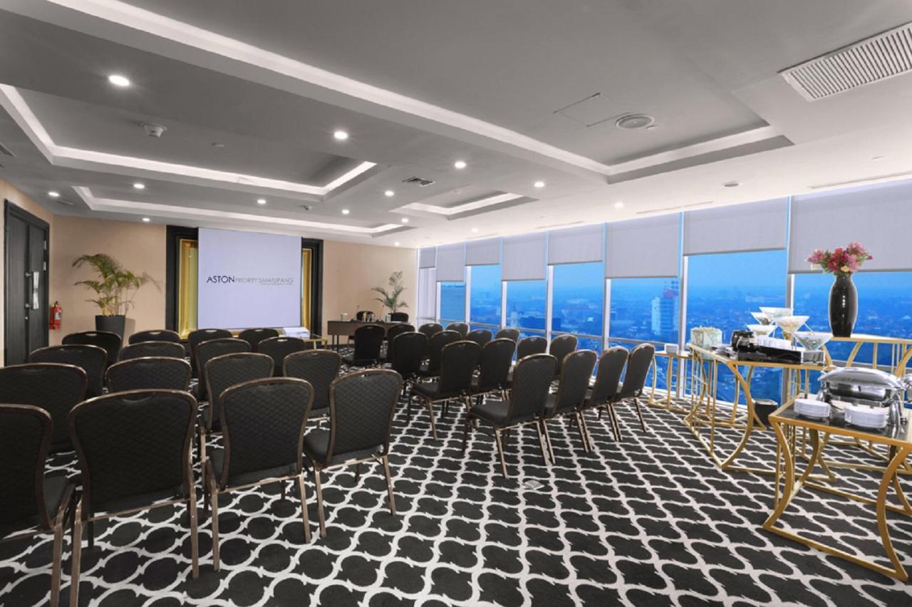 Aston Priority Simatupang Hotel And Conference Center Cakarta Dış mekan fotoğraf