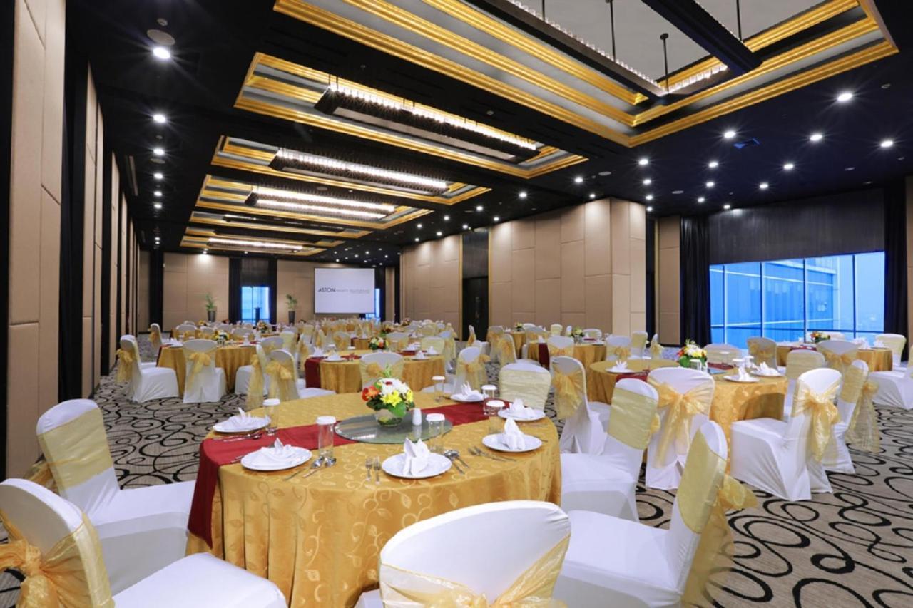 Aston Priority Simatupang Hotel And Conference Center Cakarta Dış mekan fotoğraf