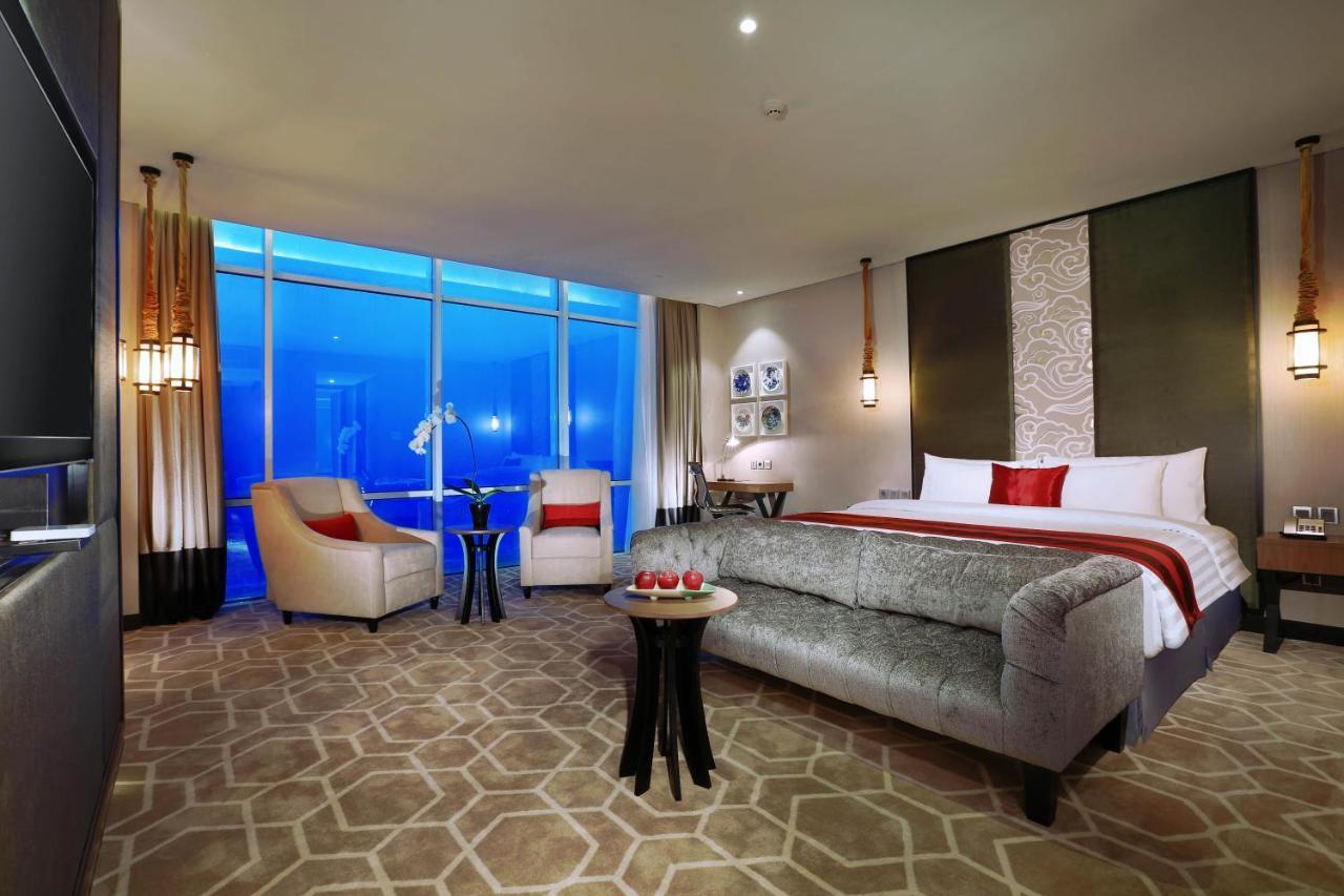 Aston Priority Simatupang Hotel And Conference Center Cakarta Dış mekan fotoğraf