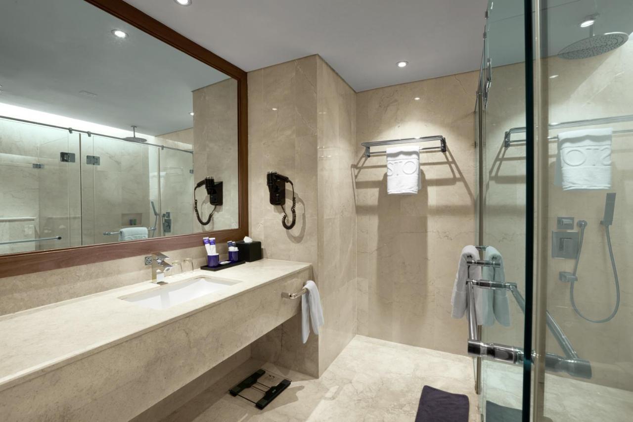 Aston Priority Simatupang Hotel And Conference Center Cakarta Dış mekan fotoğraf