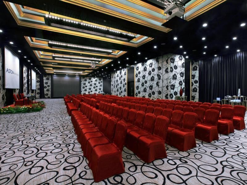 Aston Priority Simatupang Hotel And Conference Center Cakarta Dış mekan fotoğraf