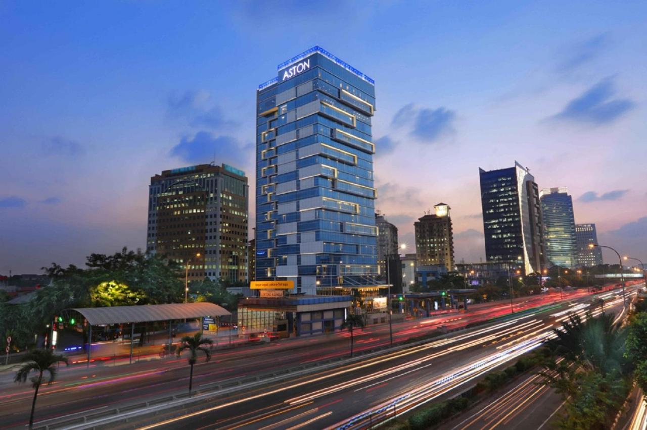 Aston Priority Simatupang Hotel And Conference Center Cakarta Dış mekan fotoğraf